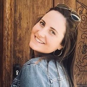 Meet your Posher, Casey